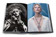 Load image into Gallery viewer, Chaumet: Les Mondes de Chaumet, Crown Jewels, Figures of Style