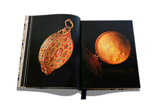 Load image into Gallery viewer, Beyond Extravagance: A Royal Collection of Gems and Jewels (Deluxe Edition)