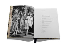 Load image into Gallery viewer, Beyond Extravagance: A Royal Collection of Gems and Jewels (Deluxe Edition)
