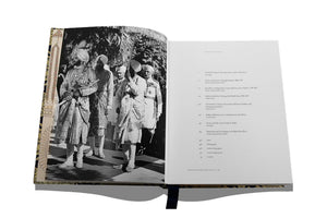 Beyond Extravagance: A Royal Collection of Gems and Jewels (Deluxe Edition)